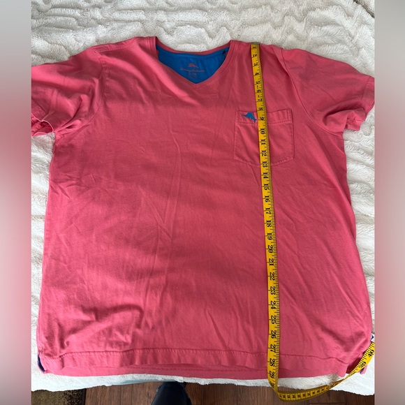 Tommy Bahama Coral Short Sleeve V-Neck Tee XL - Picture 6 of 6